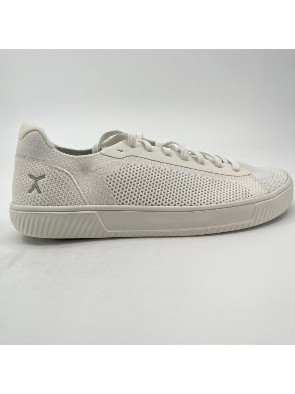 Flux Footwear Adapt Trainer White Mens Size 11 Athletic Knit Shoes Sneakers